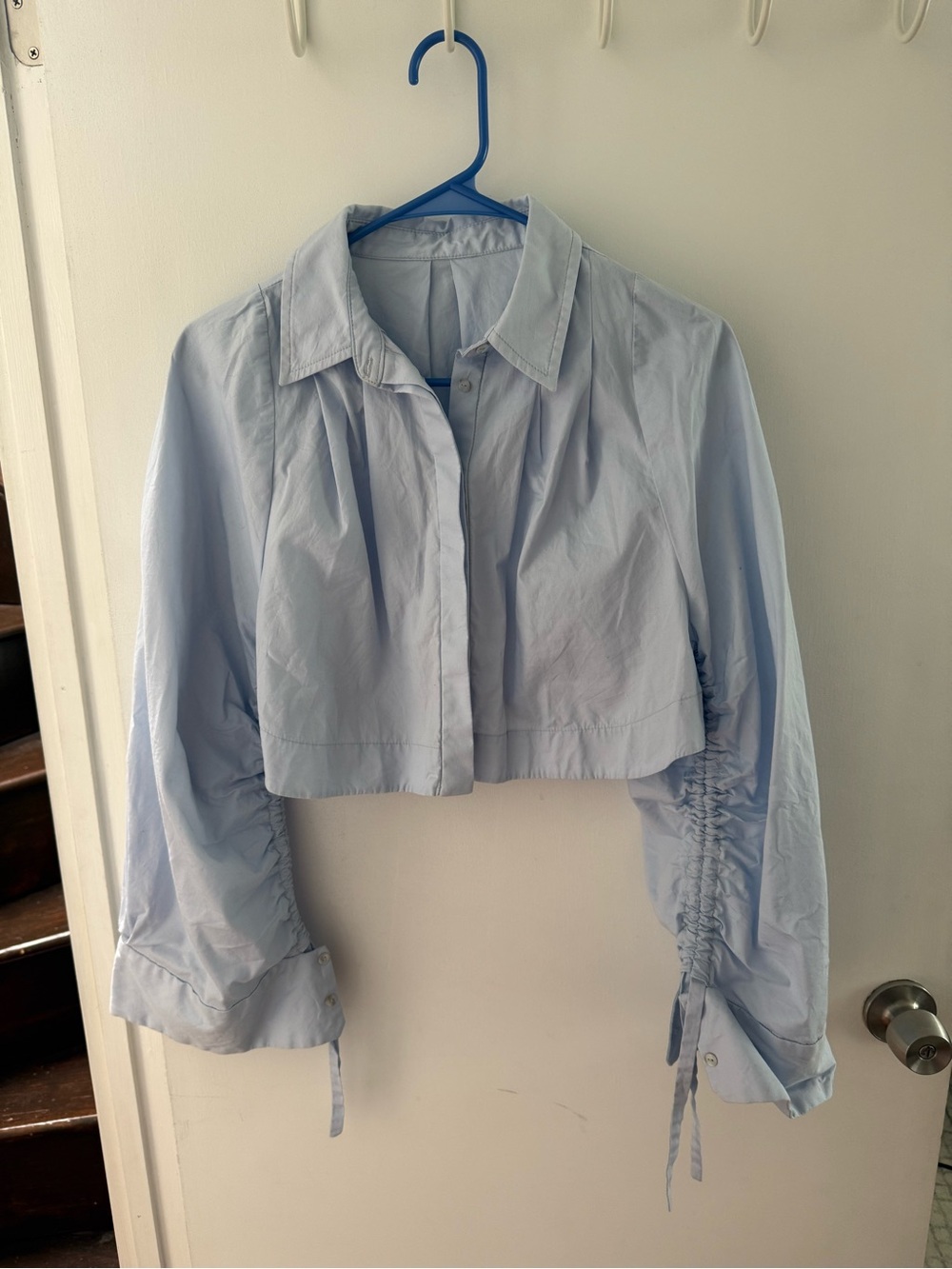Light Blue Cropped Wide Sleeve Button Down Size Medium